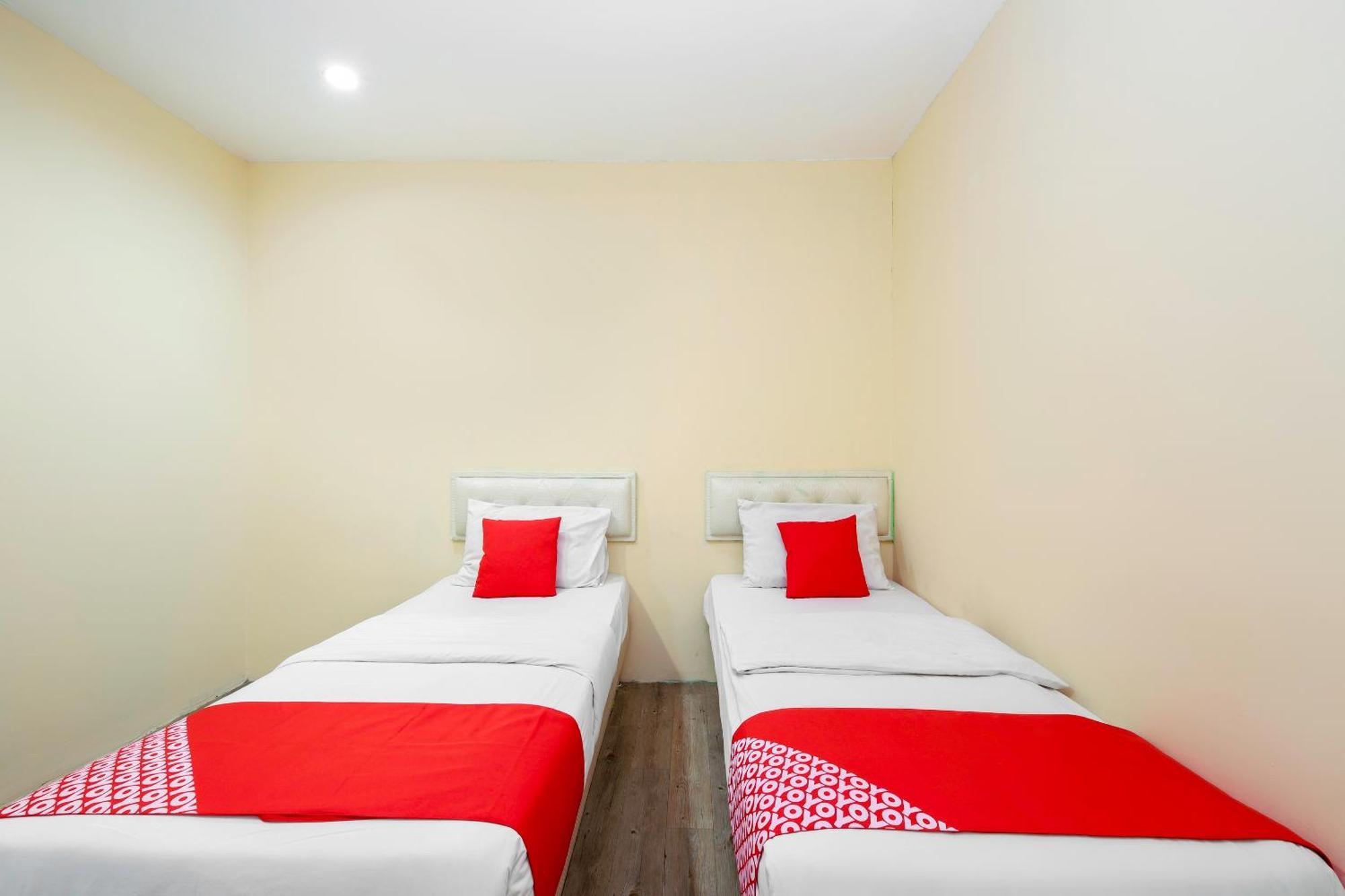 Oyo 479 The Green Hotel Ampang  Exterior foto