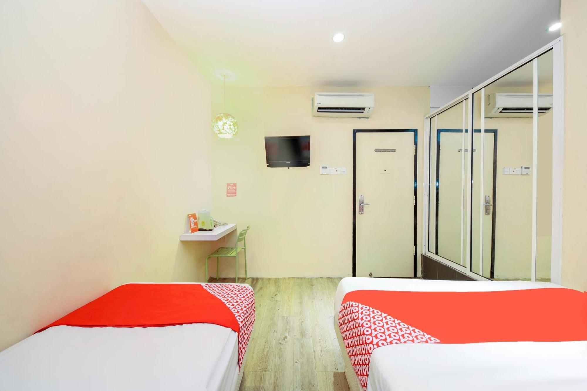 Oyo 479 The Green Hotel Ampang  Exterior foto